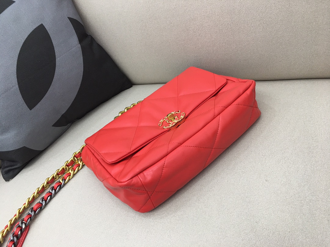 Lambskin 19 Large Handbag Flap Bag AS1161 Red